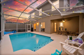 Game Room + Private Heated Pool + 8 MI to Disney